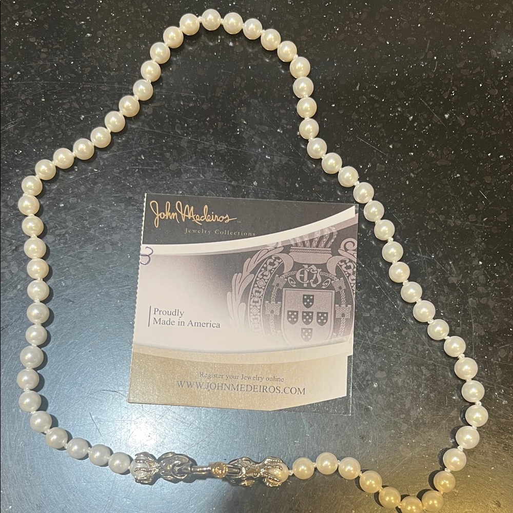 John Medeiros White Pearl Necklace